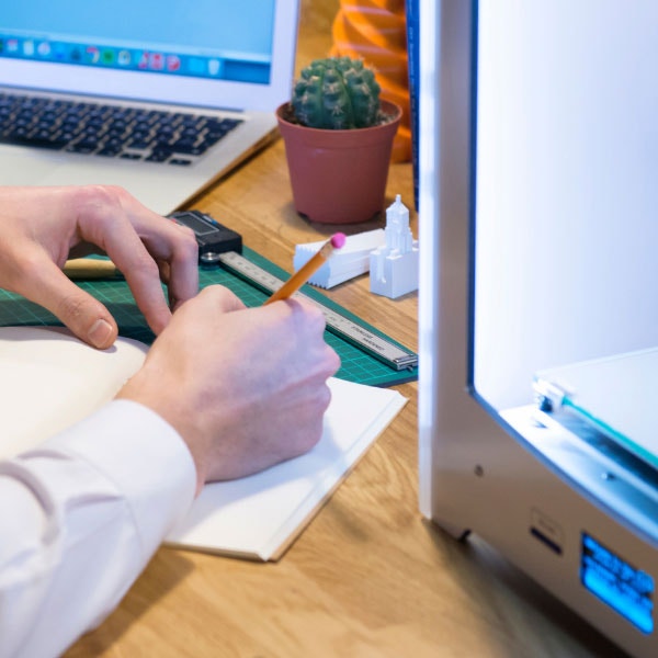 Les applications pratiques et les réels bénéfices de l'impression 3D médicale
