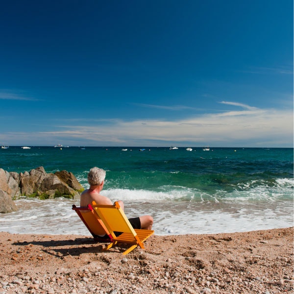 Comment protéger sa peau du soleil lorsqu'on est une personne âgée ?